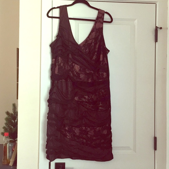 Maurices Dresses & Skirts - Maurice’s size 2X bodycon lace front dress!